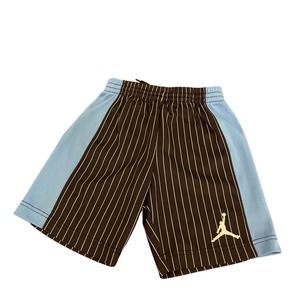 Jordan Boys Short Sz 5 slightly usef